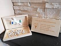 Papiernictvo - Drevena darčeková krabička ku birmovke na ruženec aj peniaze k  (S menom dieťaťa a dátumom) - 16556161_