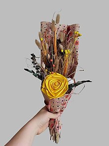 Dekorácie - Kytička pestrých sušených kvetov vhodná ako DARČEK  (Žltá) - 16557936_