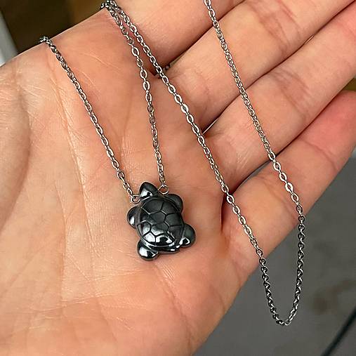 Steel Hematite Turtle Necklace / Oceľový náhrdelník s korytnačkou - hematit E035