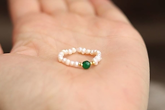 Prstene - Perlový prsteň - mini (Zelený jadeit) - 16560407_