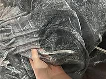 Úžitkový textil - Záclona z organzy v krešovanej  sivej - 16560952_