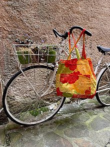 Nákupné tašky - Plátená nákupná taška upcyklovaná s oranžovými kvetmi - 16561064_