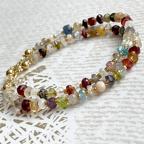 Mix Gemstones Bracelet AG925 AU585 / Náramok mix minerálov rondelky, AG925, pozlátený E036