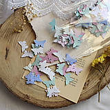 Papiernictvo - Konfety z ručného papiera - Mini motýľ - 16563255_