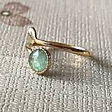Prstene - Simple Leaf Green Kyanite Ag925 Gold Plated Ring / Strieborný pozlátený prsteň so zeleným kyanitom - 16568287_