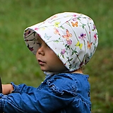 Detské čiapky - Letný detský čepček motýliky - 16567238_