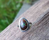 Prstene - Strieborný Prsteň s Austrálskym Boulder Opálom - 16567951_
