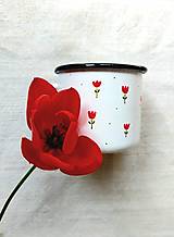 Nádoby - Smaltovaný hrnček Červené tulipány - 16568553_