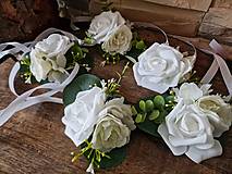 Náramky - Náramok pre družičky biela ruža a eukalyptus - 16568231_