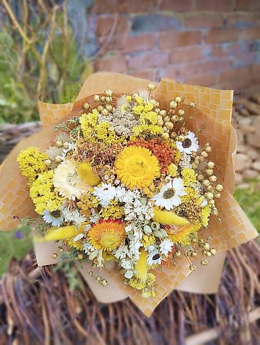 Kytica zo sušených kvetov - žltá