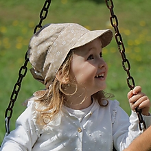 Detské čiapky - Letný detský šilt kvietky na béžovej - 16572864_