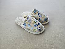 Ponožky, pančuchy, obuv - VLNIENKA barefoot papuče na doma 100% ovčia vlna MERINO Baranček Nezábudky - 16574183_
