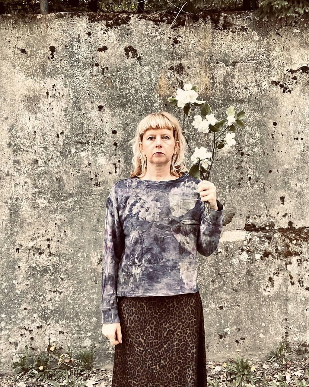 mikina eco-print fialova