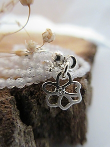 Náhrdelníky - Zirkónový náhrdelník s kvetom - 16575704_