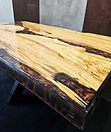 Nábytok - Hnedý konferenčný stolík z olivového dreva - 16576648_