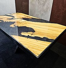 Nábytok - Čierny konferenčný stôl z olivového dreva - 16576590_