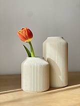 Dekorácie - Váza z recyklovaného plastu z oceánov (2 veľkosti) - 16576162_