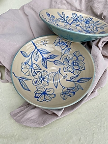 Nádoby - Modrá miska s maľovanými kvetmi - 16577684_