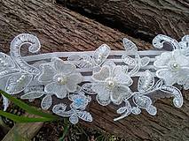 Spodná bielizeň - Ivory svadobný podväzok + čipkové kvety 24 - 16578006_