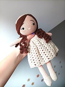 Hračky - Háčkovaná bábika (béžová) - 16578598_