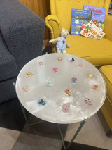 Nábytok - Epoxidový detský stôl s hračkami - 16578714_