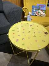 Nábytok - Epoxidový detský stôl s hračkami - 16578728_