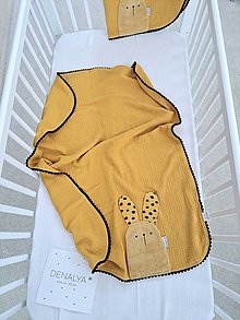 Detské doplnky - Všestranná mušelínova deka 65x90cm so zajačikom mustard - 16585604_