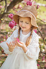 Detské čiapky - Detský slamený klobúk s kvetom hnedý - 16586894_