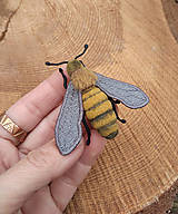 Brošne - Včela, textilná brošňa - 16587365_
