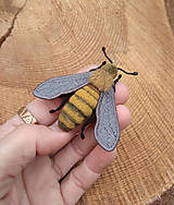 Brošne - Včela, textilná brošňa - 16587366_