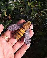 Brošne - Včela, textilná brošňa - 16587367_