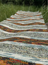 Úžitkový textil - Koberec oranžovo zelený pásikavý 74x190cm - 16590274_