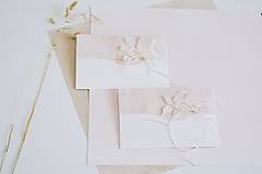Papiernictvo - Svadobná obálka na peniaze - kvety na ružovej (Kvet) - 16593060_