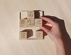 Hračky - Matematika v kocke- drevené matematické tabuľky - 16591324_