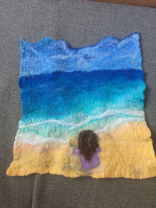 Obrazy - Plstený obraz Dievča na pláži - 16592383_