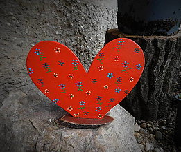 Dekorácie - drevené maľované srdce kvietky na stojane obojstranné / -20% - 16596011_
