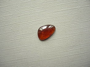 Minerály - Kabošon - granát hessonit 10 mm, č.52Cf - 16596923_