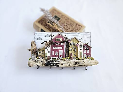 Nábytok - Vešiak na kľúče ,,Dream City,, - 16600111_