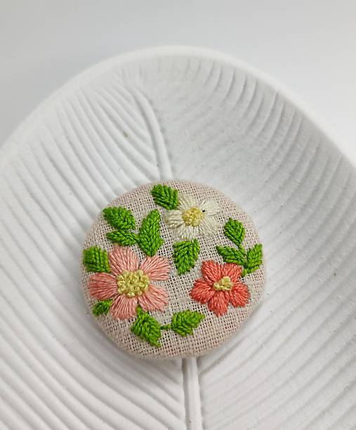 Brošne - Výšivaná brošňa (oranžový sen) - 16599394_