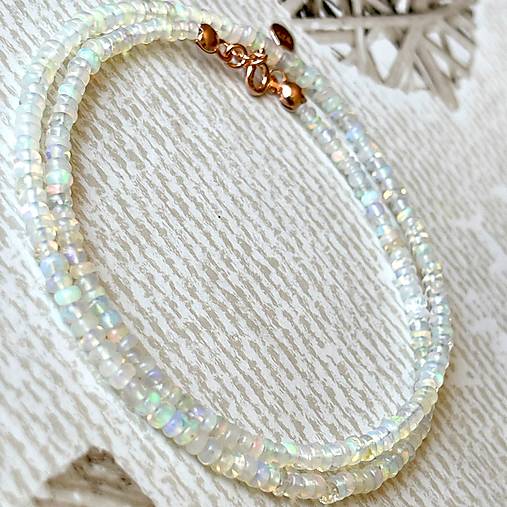 Ethiopian Opal Rondelle Necklace AG925 Rose Gold Plated / Náhrdelník prírodný dúhový etiópsky opál E005