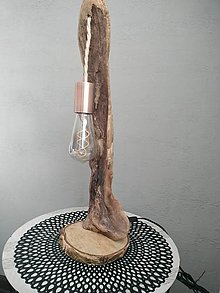 Svietidlá - Drevená stolová lampa - 16602854_