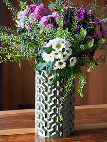 Dekorácie - Váza s Y vzorom a metalickým efektom / rôzne farby a veľkosti / dekorácia na Váš stôl - 16603756_