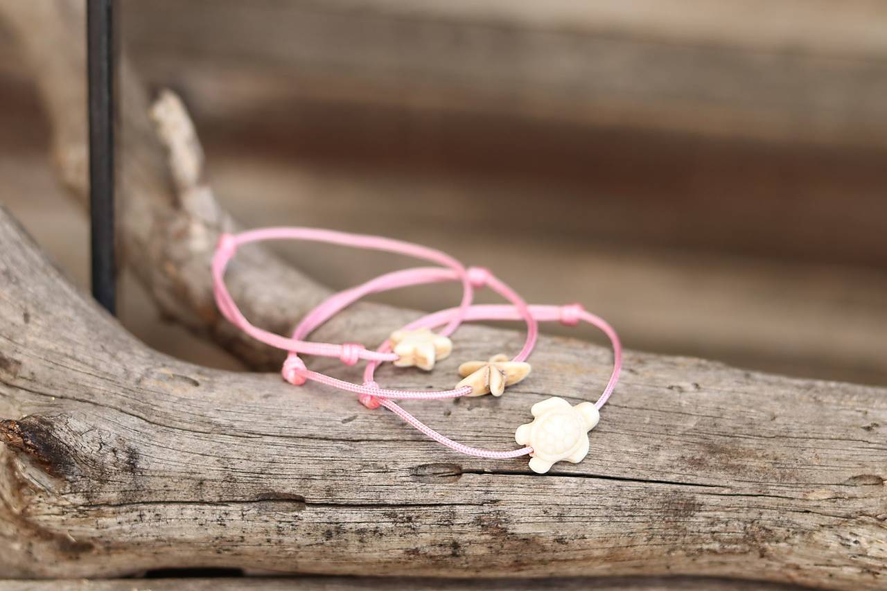 Detský náramok na šnúrke 