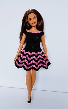 Hračky - Háčkované šaty pre plnoštíhlu Barbie - 16606942_