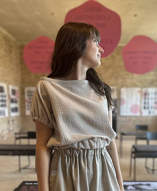 Topy, tričká, tielka - Mušelínový crop top - 16604969_