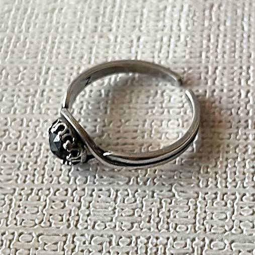 ZĽAVA 10% Spinel Antique Silver Ring  / Vintage prsteň so spinelom E033