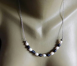 Náhrdelníky - Náhrdelník -krásné říční perly,nerez - 16613138_