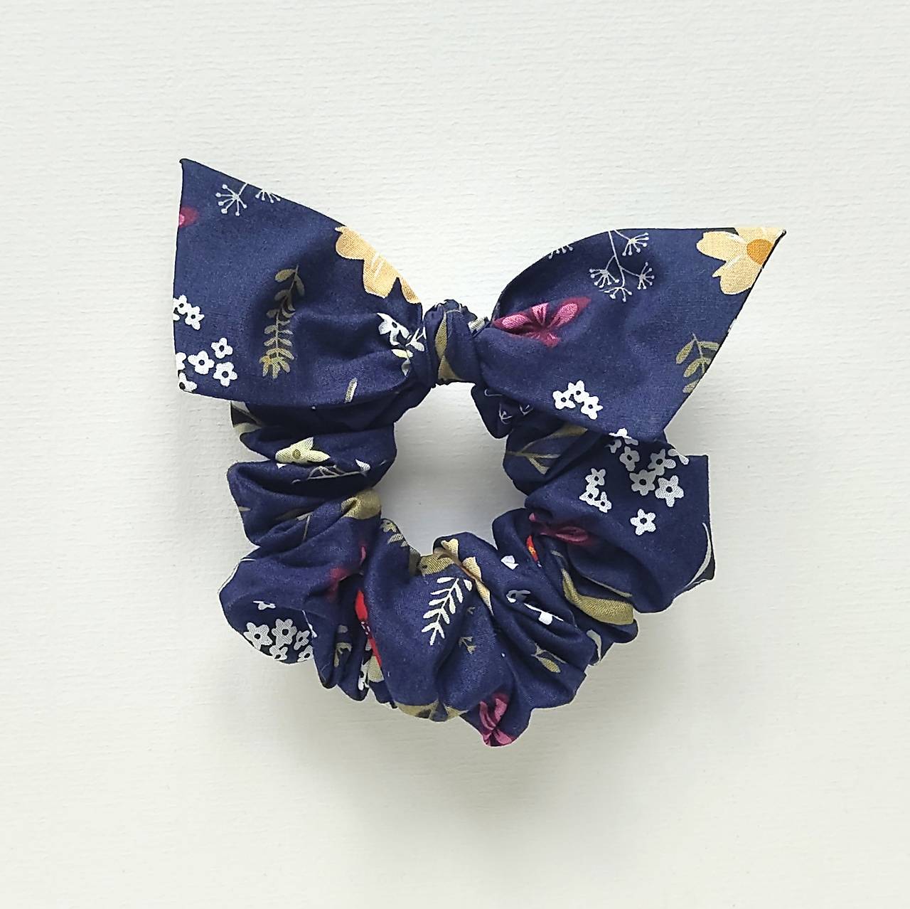 Scrunchie mašličková (Tmavomodrá)
