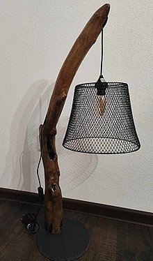 Svietidlá - Stolová lampa drevená - 16616493_