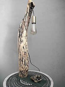 Svietidlá - Stolová lampa drevená - 16616518_